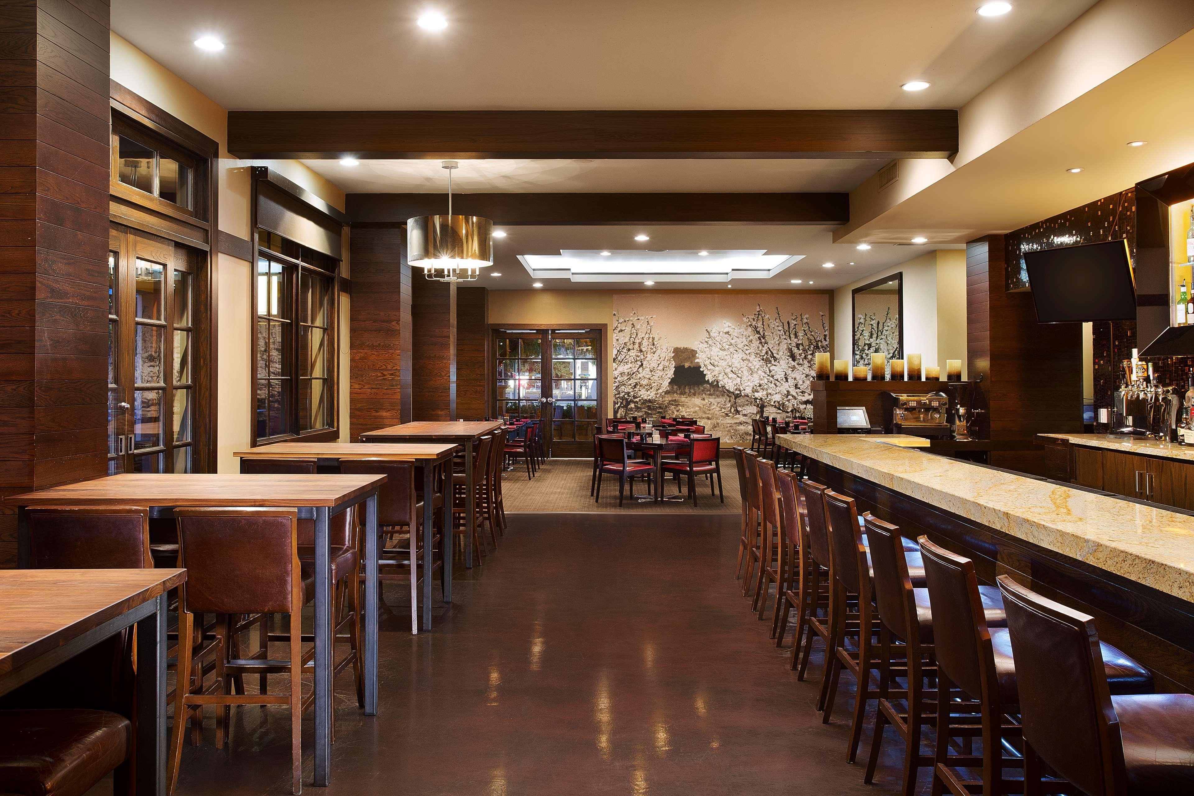 Juniper Hotel Cupertino, Curio Collection By Hilton Екстер'єр фото