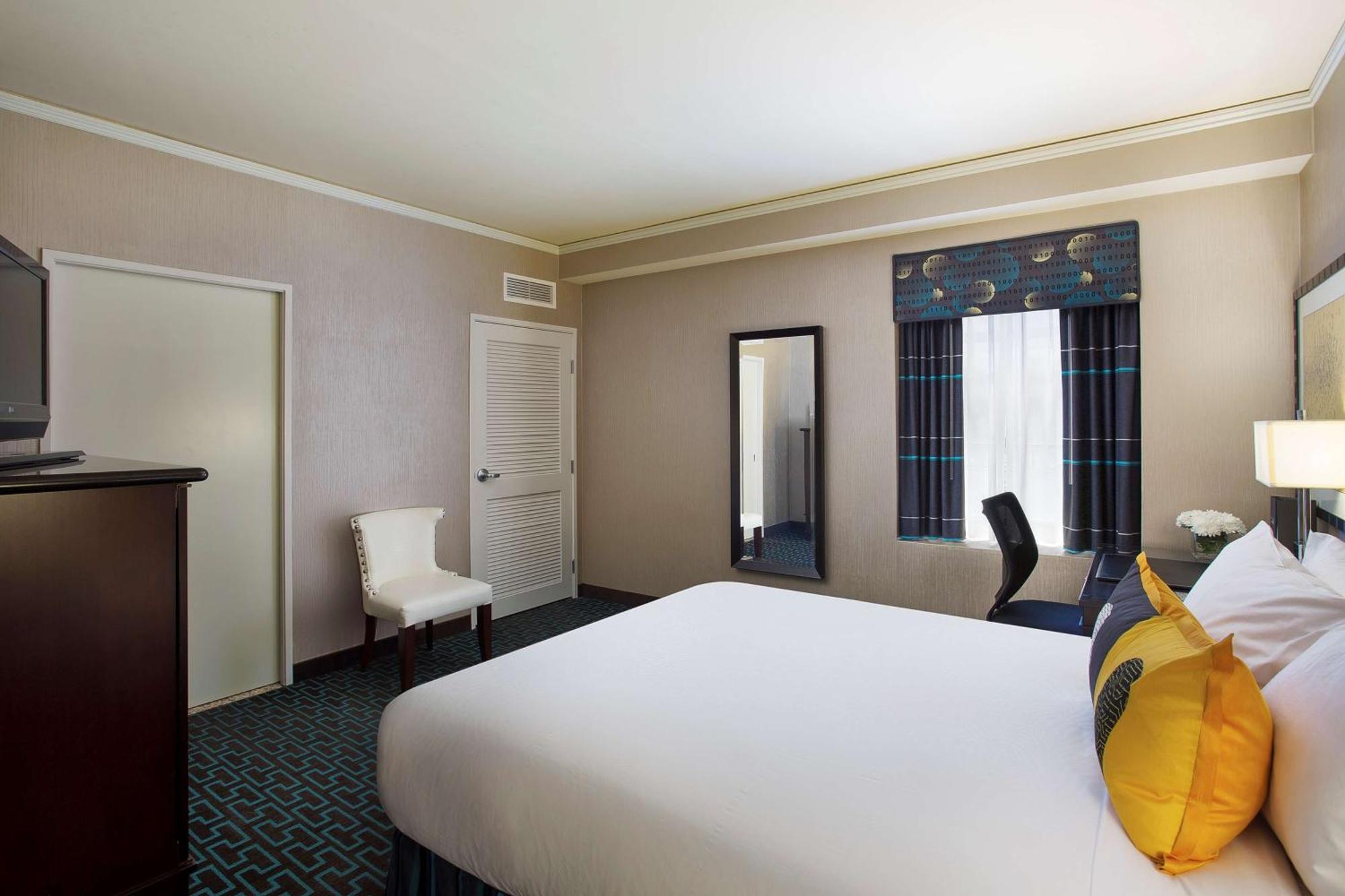 Juniper Hotel Cupertino, Curio Collection By Hilton Екстер'єр фото