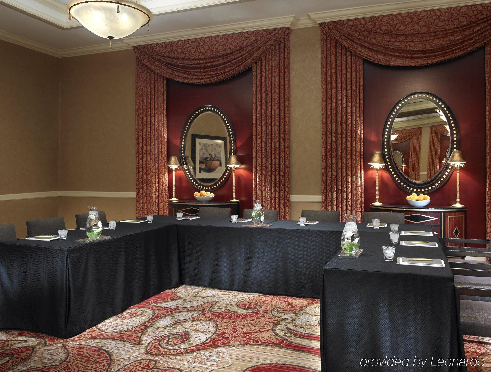 Juniper Hotel Cupertino, Curio Collection By Hilton Зручності фото